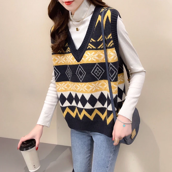 2021 New Autumn Woman Knitted Vest Loose Contrast Color Versatile College Sweater Student Girls Wear Casual Outside Black
2021 New Autumn Woman Knitted Vest Loose Contrast Color Versatile College Sweater Student Girls Wear Casual Outside Black
