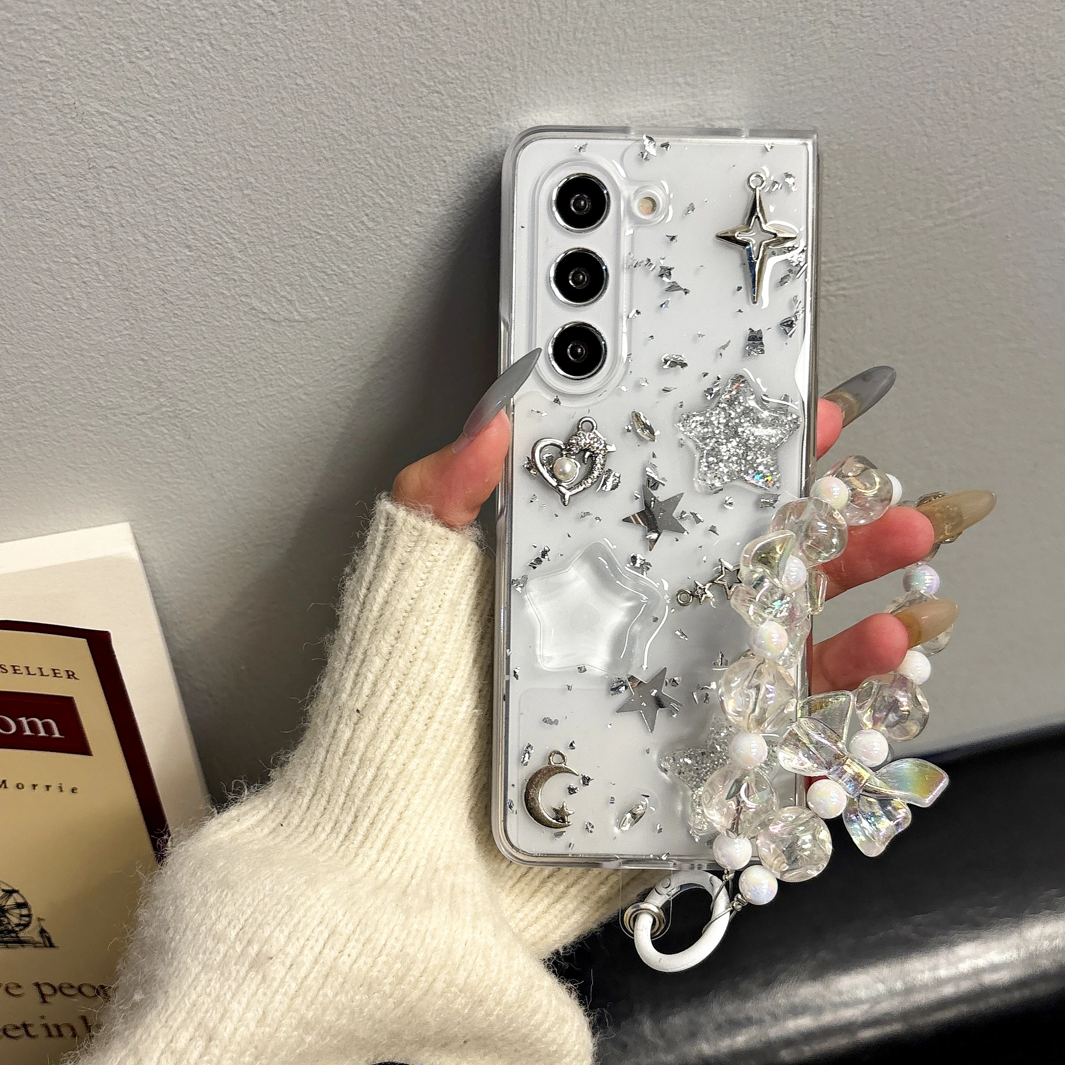 Back Cover For Samsung Galaxy Z Fold 6 5 4 7 Case 3D Stars Moon Love with Bracelet Chain Shockproof Phone Case
Back Cover For Samsung Galaxy Z Fold 6 5 4 7 Case 3D Stars Moon Love with Bracelet Chain Shockproof Phone Case