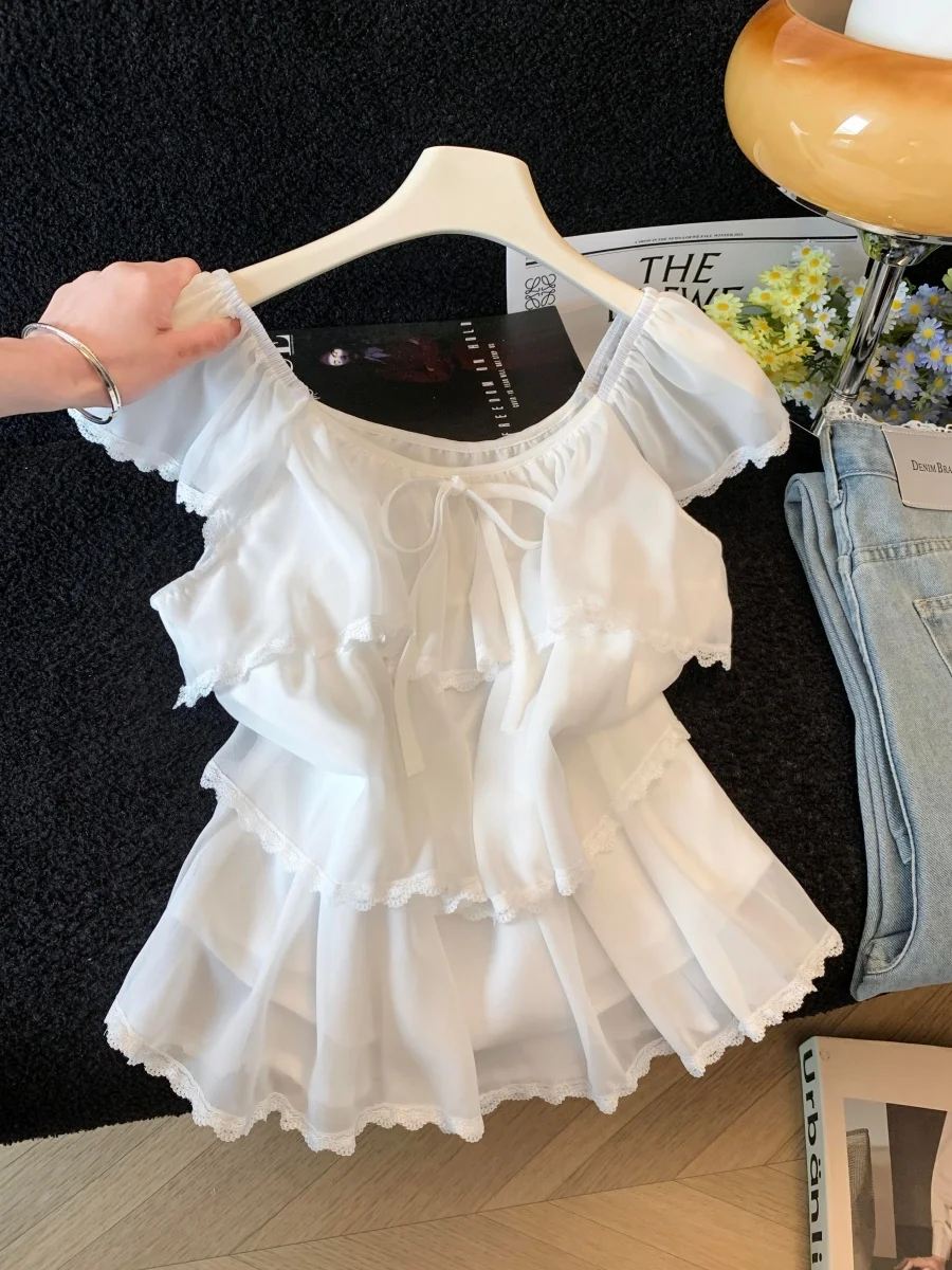 Sweet Lace Splice Chiffon Shirt Women Summer 2026 New Knot Tie Small Fly Sleeve Doll Shirt Sexy Loose Fit Bamboo Fiber
Sweet Lace Splice Chiffon Shirt Women Summer 2026 New Knot Tie Small Fly Sleeve Doll Shirt Sexy Loose Fit Bamboo Fiber