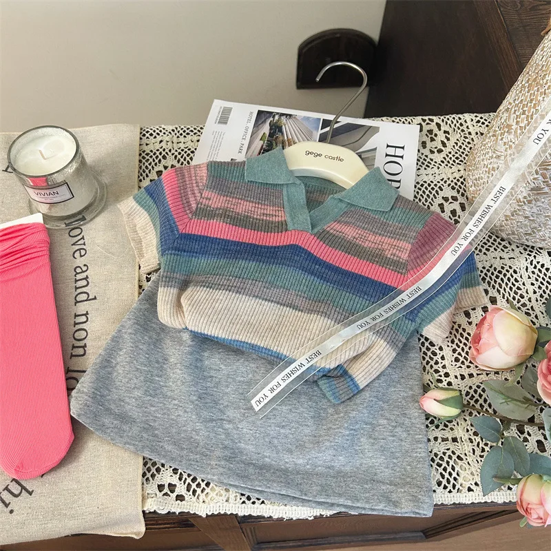 Girls Blouse Korean Style Childrens Clothes 2024 New Summer Girls Color Striped Short-sleeved T-shirt Casual Simple All-matching
Girls Blouse Korean Style Childrens Clothes 2024 New Summer Girls Color Striped Short-sleeved T-shirt Casual Simple All-matching