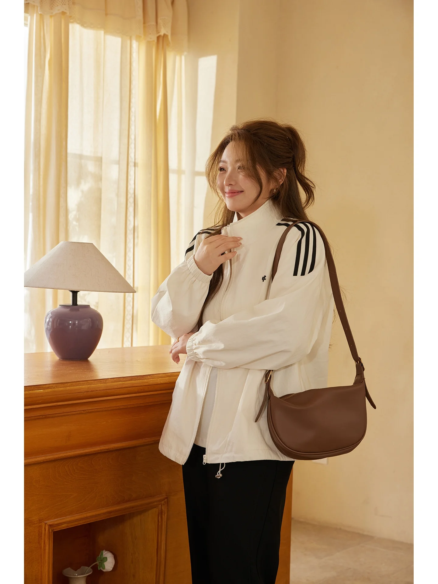 Classic Casual Large Size Women's Jacket Camp Weekend Khaki Stand Collar Versatile Coat Button Detail Polyester Fiber Spring
Classic Casual Large Size Women's Jacket Camp Weekend Khaki Stand Collar Versatile Coat Button Detail Polyester Fiber Spring
