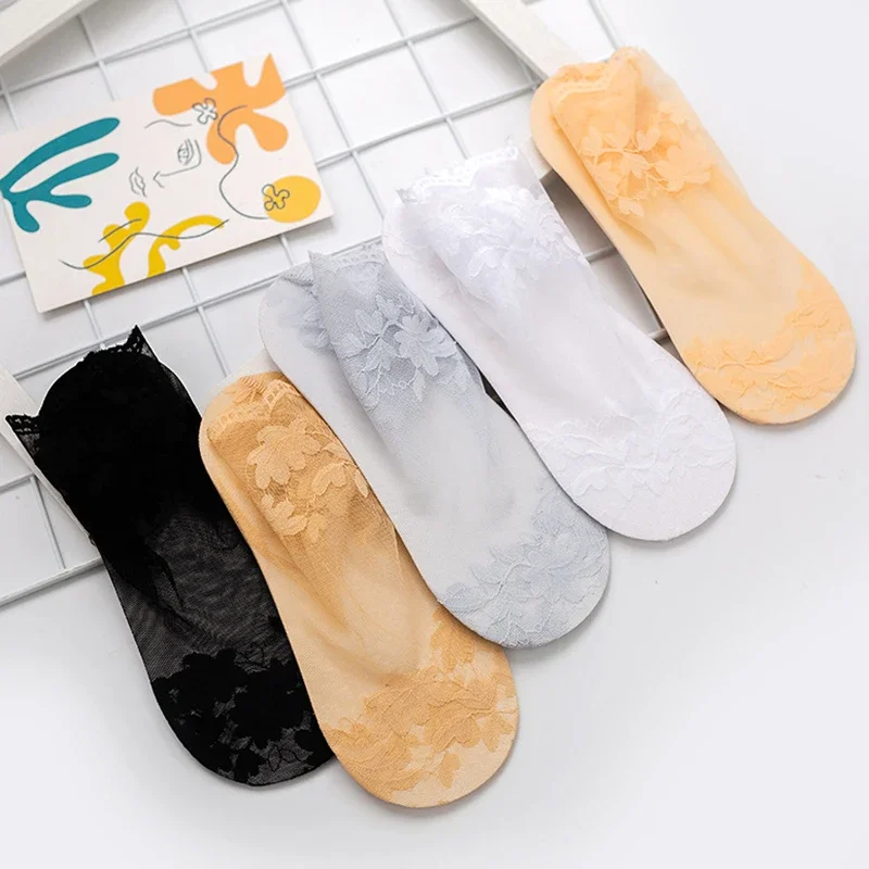1 Pair Women Spring Summer Thin Lace Socks Breathable Invisible Floral Embroideries Sock Ladies Cotton Sweat-absorbing Soxen
1 Pair Women Spring Summer Thin Lace Socks Breathable Invisible Floral Embroideries Sock Ladies Cotton Sweat-absorbing Soxen