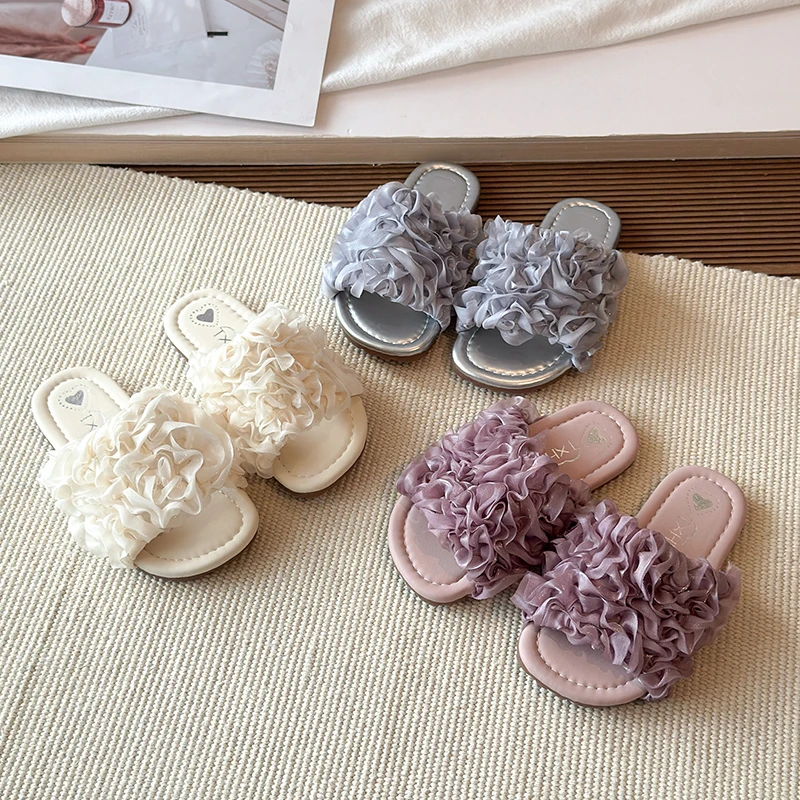 2026 New Princess Slippers Girls Sandals Children's Summer Kid's New Fashion Floral Decoration Soft Sole Flat Slippers 26-36
2026 New Princess Slippers Girls Sandals Children's Summer Kid's New Fashion Floral Decoration Soft Sole Flat Slippers 26-36
