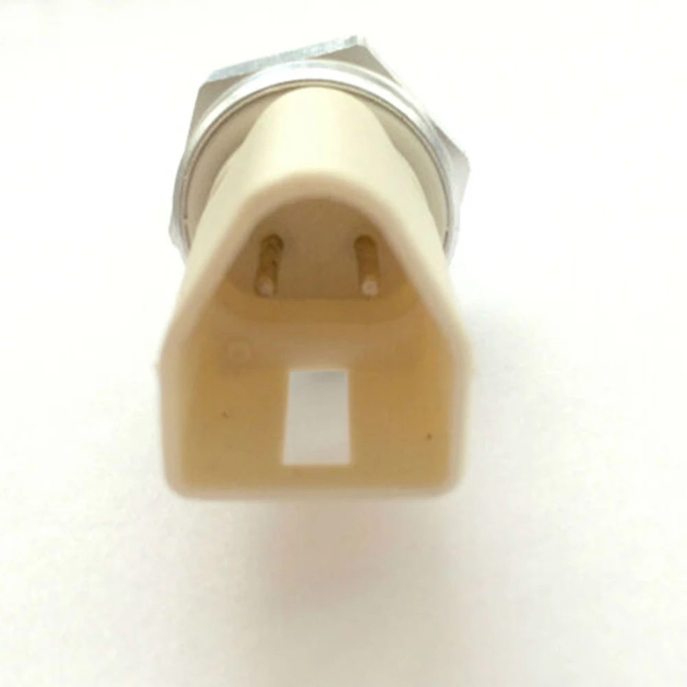 Reverse Light Switch For Ford For Courier For Escort For Fiesta For Focus 97FG15520AB Replacement Automobiles Parts
Reverse Light Switch For Ford For Courier For Escort For Fiesta For Focus 97FG15520AB Replacement Automobiles Parts