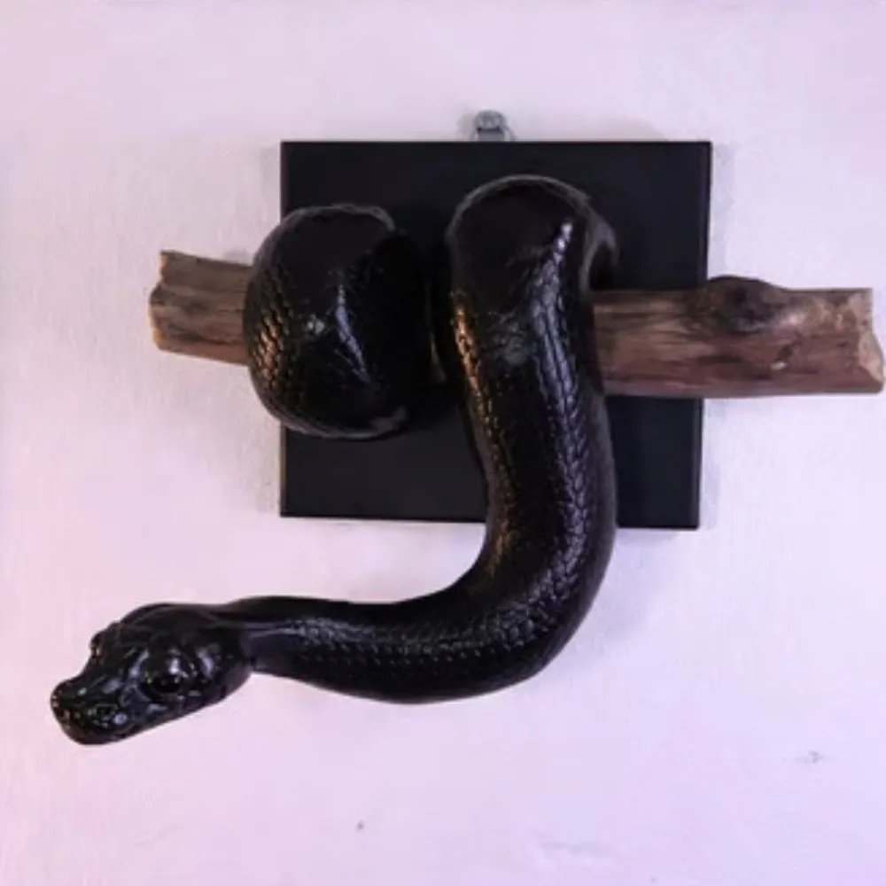 Gothic Accent Golden Ball Python Wall Art Reptile Themed Realistic Python Wall Ornament Resin Lifelike Artificial Python Statue
Gothic Accent Golden Ball Python Wall Art Reptile Themed Realistic Python Wall Ornament Resin Lifelike Artificial Python Statue