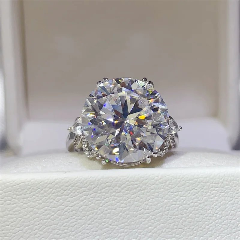 Luxury Platinum Solid Platinum PT950 Women's Ring Diamond Engagement Wedding 10 Carat D
Luxury Platinum Solid Platinum PT950 Women's Ring Diamond Engagement Wedding 10 Carat D
