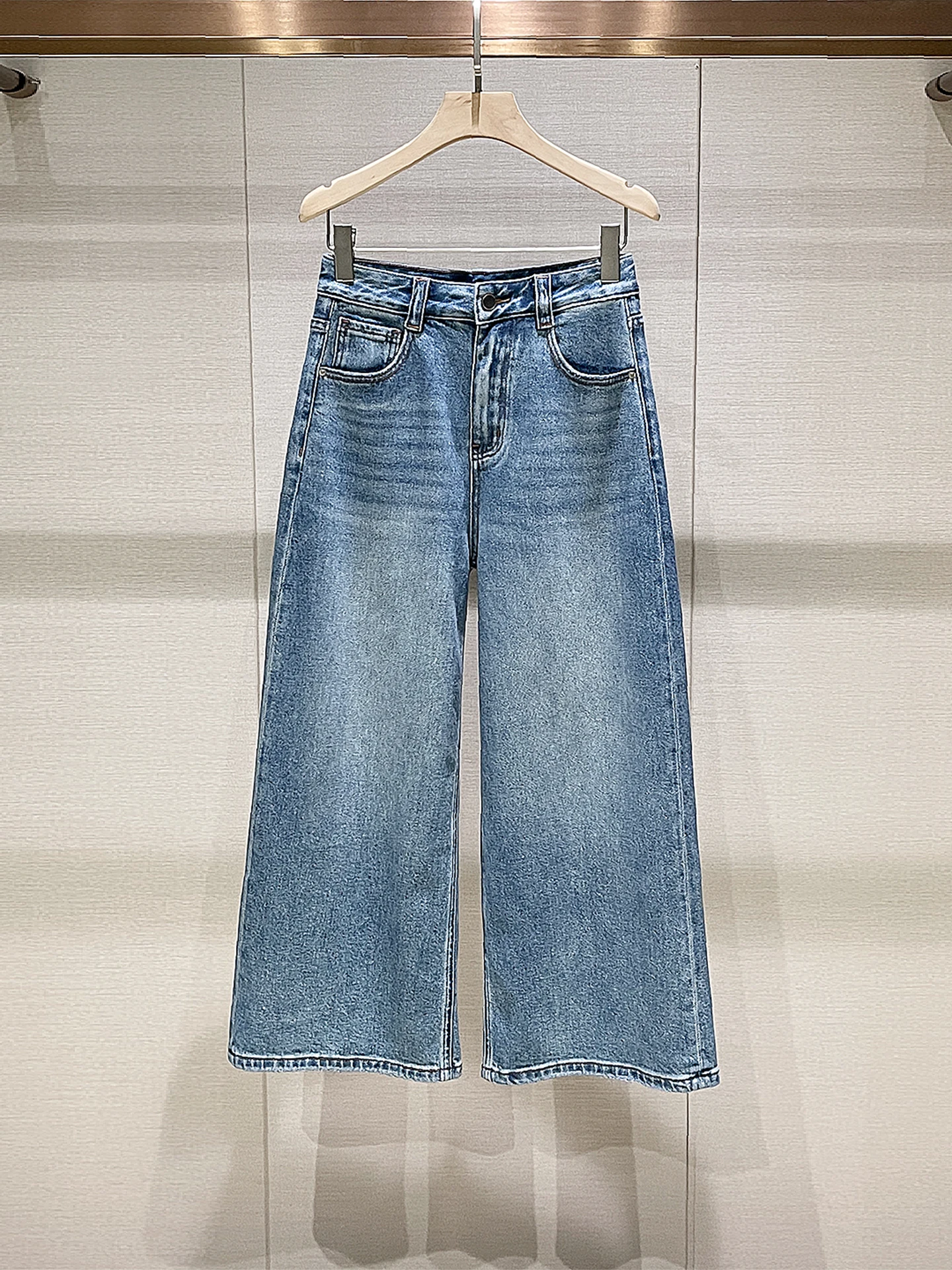 High Waist Loose Fit Slimming Casual Blue Wide Leg Denim Pants American Retro Sle Pure Color Straight Tube Jeans for Women
High Waist Loose Fit Slimming Casual Blue Wide Leg Denim Pants American Retro Sle Pure Color Straight Tube Jeans for Women