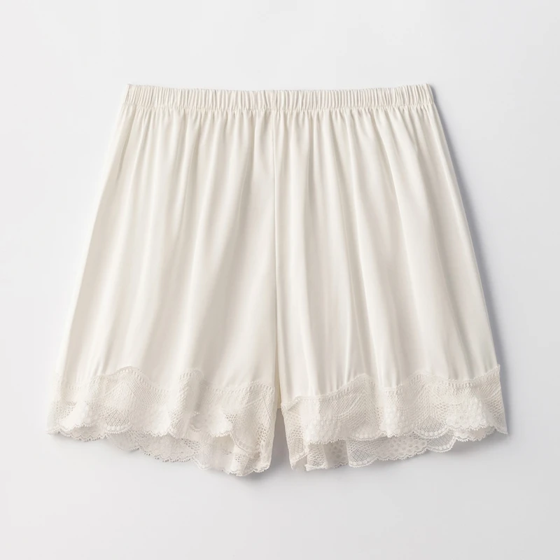 Silk Safety Pants Wor Women In Summer, Thin Lace, Anti Glare, Loose And Non Rolled Edge Sleepwear, Can Be Worn As A Base Shorts
Silk Safety Pants Wor Women In Summer, Thin Lace, Anti Glare, Loose And Non Rolled Edge Sleepwear, Can Be Worn As A Base Shorts