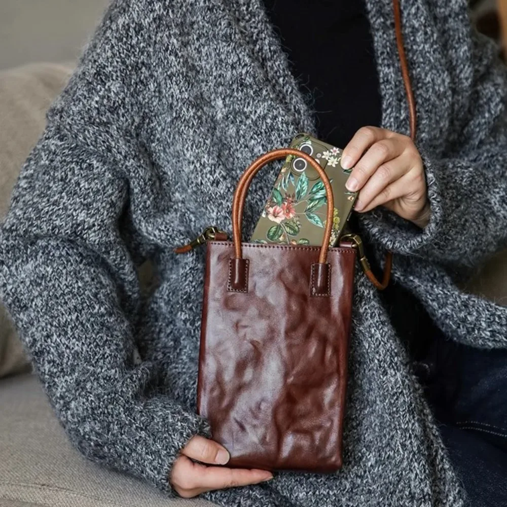 Повседневная женская сумка через плечо из искусственной кожи, маленькие кошельки и сумки с клапаном для телефона, мини-мягкая сумка на плечо, новые дизайнерские женские сумки, шикарные
Повседневная женская сумка через плечо из искусственной кожи, маленькие кошельки и сумки с клапаном для телефона, мини-мягкая сумка на плечо, новые дизайнерские женские сумки, шикарные