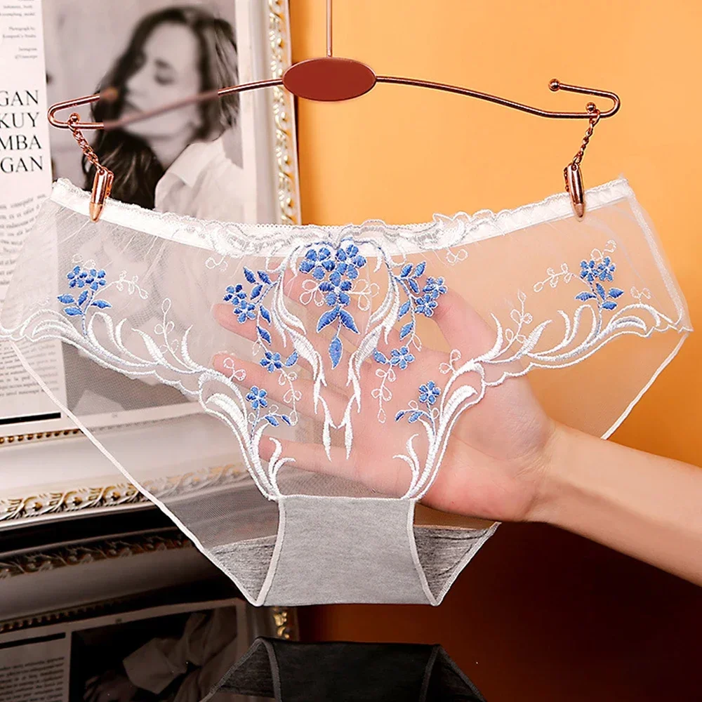 Comfortable Women's Underwear Seamless Breathable Transparent Panties Briefs Large Size M XL Blue Pink Black Red Rose Red Purple
Comfortable Women's Underwear Seamless Breathable Transparent Panties Briefs Large Size M XL Blue Pink Black Red Rose Red Purple