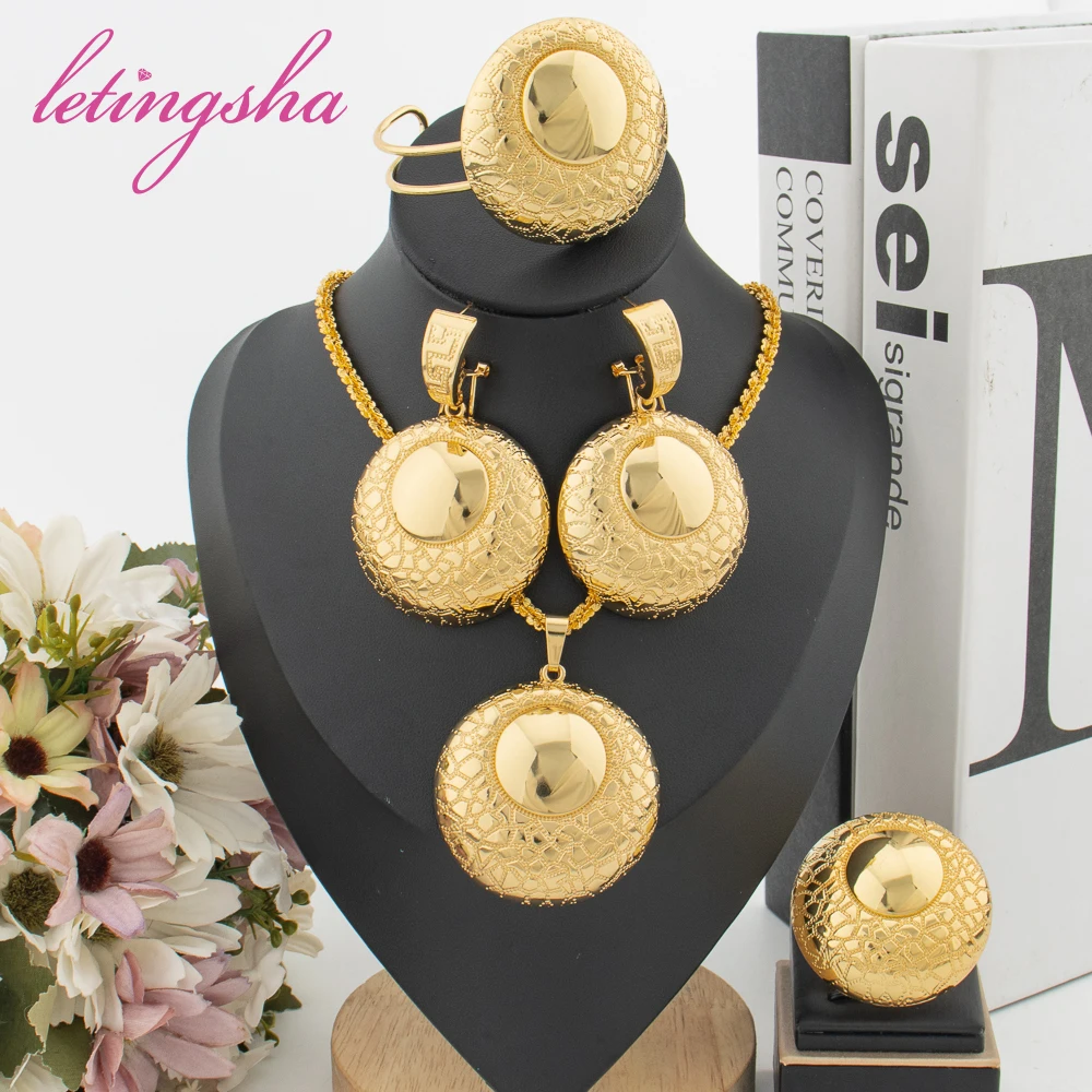 Luxury Weddings Jewelry Set African Clip Earrings Dubai Classic Necklace Gold Color for Women Set Cuff Bangle Ring Party Gift
Luxury Weddings Jewelry Set African Clip Earrings Dubai Classic Necklace Gold Color for Women Set Cuff Bangle Ring Party Gift