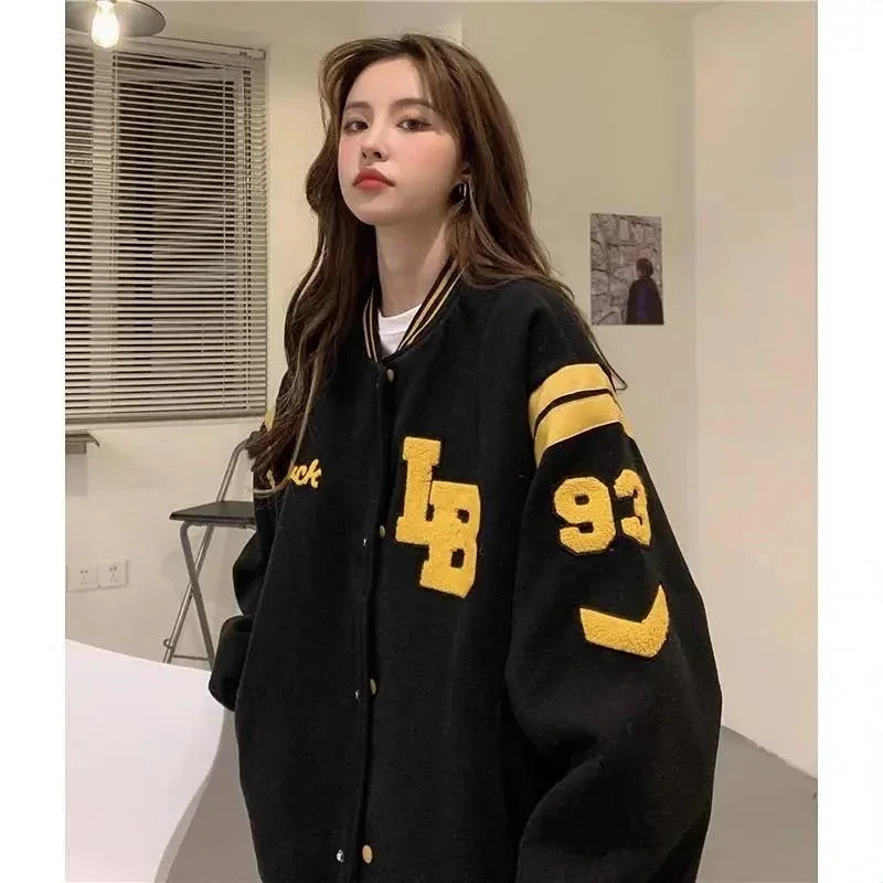 Baseball Jacket Women Vintage Korean Fashion Streetwear Autumn Aesthetic Bomber Black Jackets Oversized Heavy College
Baseball Jacket Women Vintage Korean Fashion Streetwear Autumn Aesthetic Bomber Black Jackets Oversized Heavy College