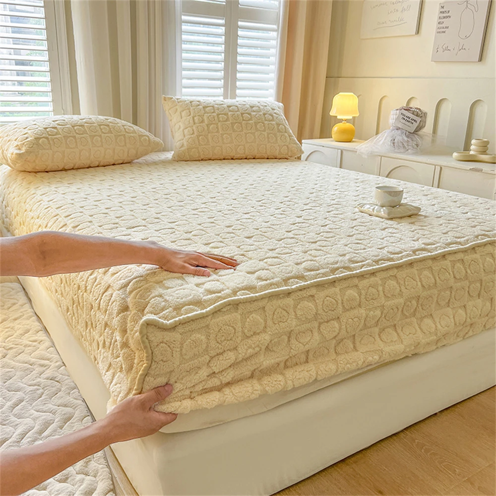 Warm Plush Fitted Sheet Weaving Elastic Mattress Cover Taffeta Autumn Winter Mattress Protector Comfortable Bedding Bed Linens
Warm Plush Fitted Sheet Weaving Elastic Mattress Cover Taffeta Autumn Winter Mattress Protector Comfortable Bedding Bed Linens