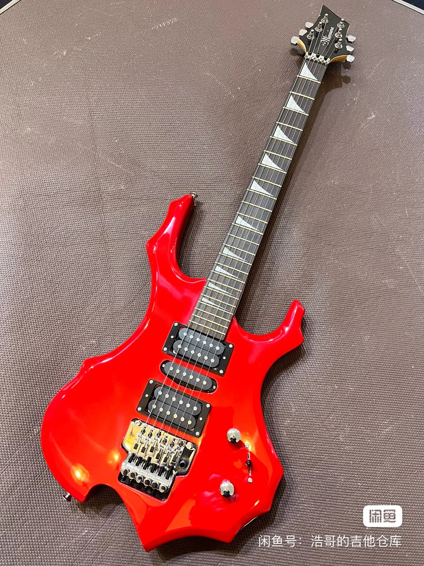 6 String Stock Electric Guitar Floyd Rose Tremolo 22 Frets Inlayed Rosewood Fretboard Red Hardwares Bright Sound for Beginner
6 String Stock Electric Guitar Floyd Rose Tremolo 22 Frets Inlayed Rosewood Fretboard Red Hardwares Bright Sound for Beginner
