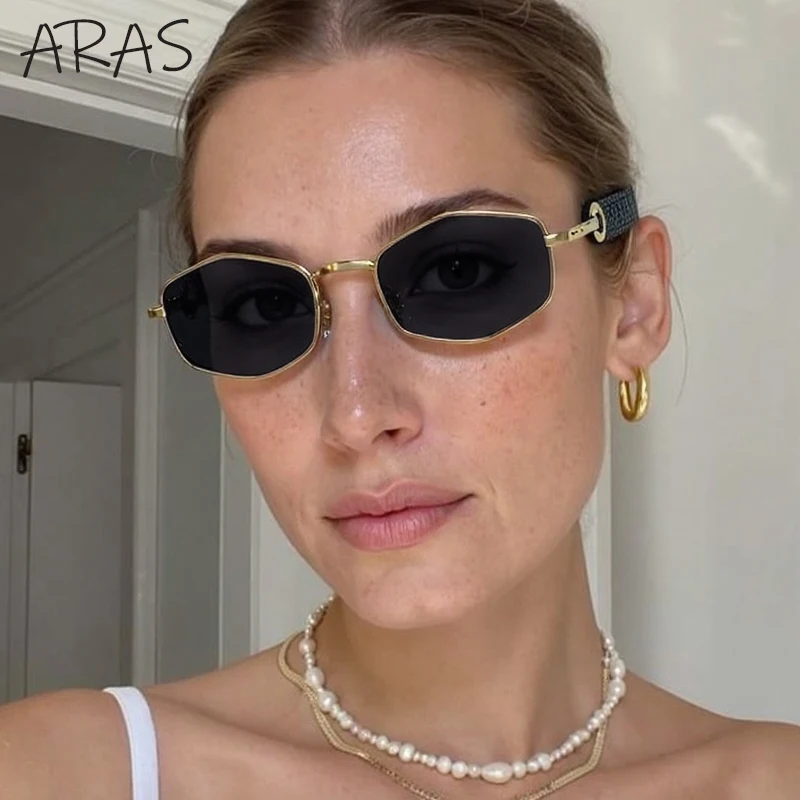 Hexagon Punk Sunglasses Women Luxury Brand Vintage Small Frame Steampunk Sun Glasses For Ladies Polygon Trendy Eyewear Shades
Hexagon Punk Sunglasses Women Luxury Brand Vintage Small Frame Steampunk Sun Glasses For Ladies Polygon Trendy Eyewear Shades