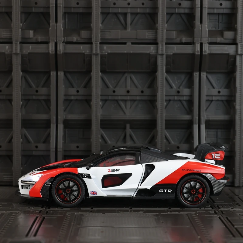 1:24 McLaren Senna alloy car model doors and engine hood, trunk can be opened has simulated sound and lighting functions
1:24 McLaren Senna alloy car model doors and engine hood, trunk can be opened has simulated sound and lighting functions