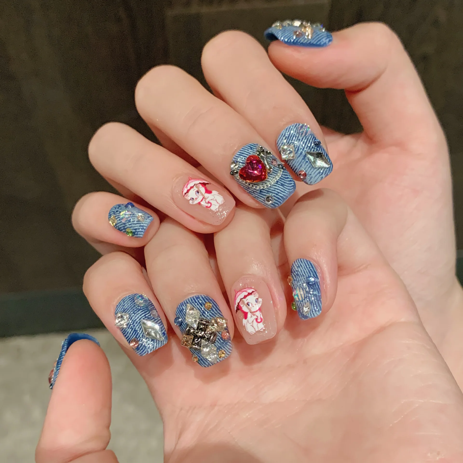 Cowboy Style - Cool And Spicy Hottie Colorful Rhinestones Style Little Cat Short Version Pure Handmade Wear Armor Fake Nails
Cowboy Style - Cool And Spicy Hottie Colorful Rhinestones Style Little Cat Short Version Pure Handmade Wear Armor Fake Nails