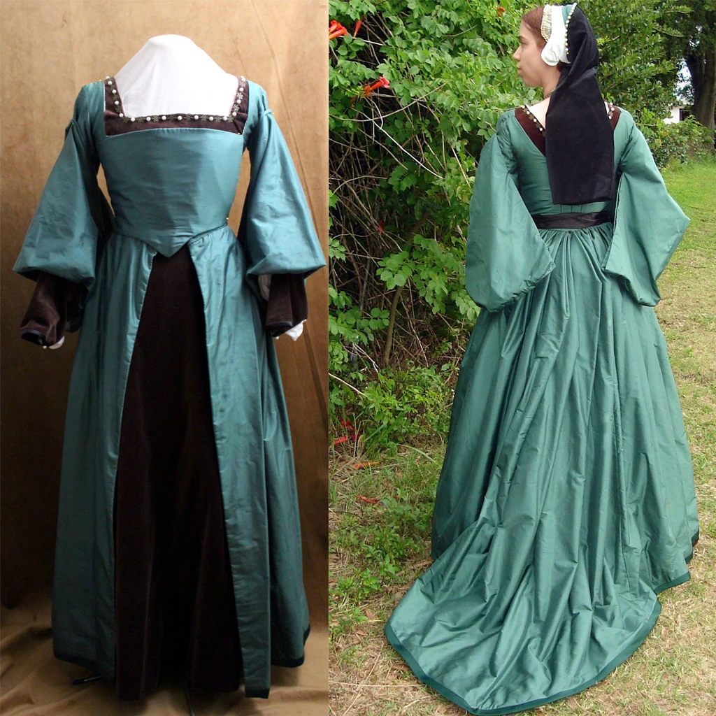 Tudor Queen Anne Boleyn Cosplay Costume Green Dress Tudor Elizabethan Royal Ball Gown Queen Princess Custom Made Dress
Tudor Queen Anne Boleyn Cosplay Costume Green Dress Tudor Elizabethan Royal Ball Gown Queen Princess Custom Made Dress