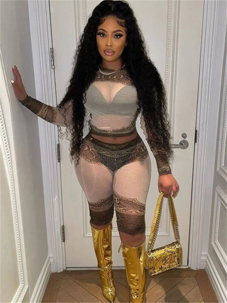 Sibybo Printing See-through 2 Piece Sets Women Short Outfit O Neck Long Sleeve Street Casual Club Hot Girl Sexy Women Outfit
Sibybo Printing See-through 2 Piece Sets Women Short Outfit O Neck Long Sleeve Street Casual Club Hot Girl Sexy Women Outfit