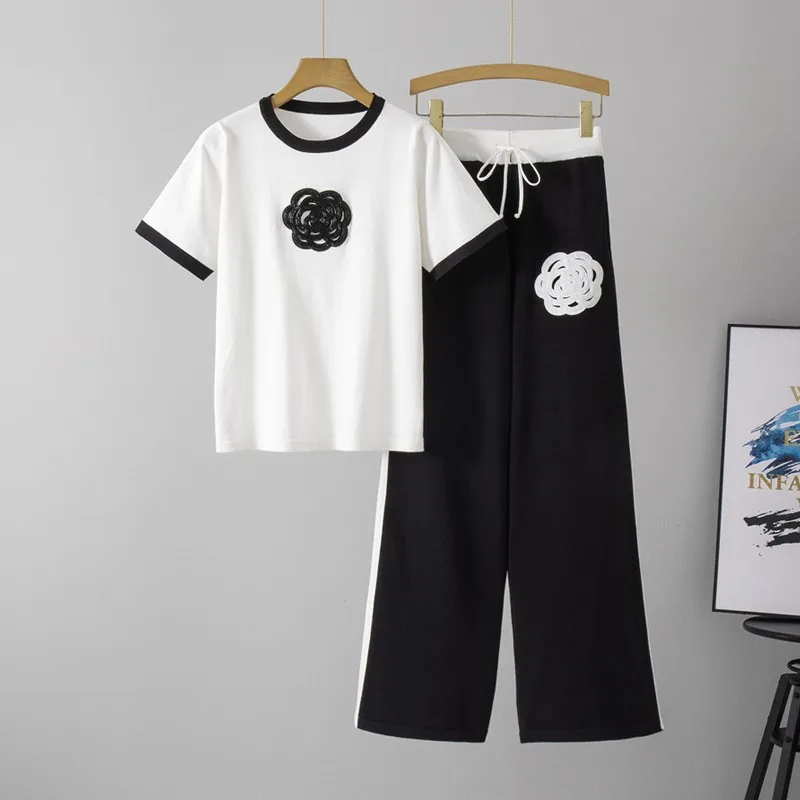 Women's Short Sleeved Sports suit Small Fragrant Style T-shirt Crop Tops And Pants 2 Two Piece Set Summer New Clothing For Women
Women's Short Sleeved Sports suit Small Fragrant Style T-shirt Crop Tops And Pants 2 Two Piece Set Summer New Clothing For Women