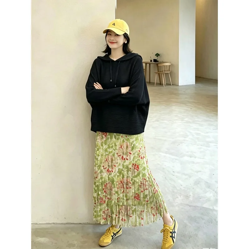 Miyake Pleated Tassel Top and Printed Skirt Set Plisse Women 2026 Summer New Pleats Vacation Fold Casual Elegant Age-Reducing
Miyake Pleated Tassel Top and Printed Skirt Set Plisse Women 2026 Summer New Pleats Vacation Fold Casual Elegant Age-Reducing