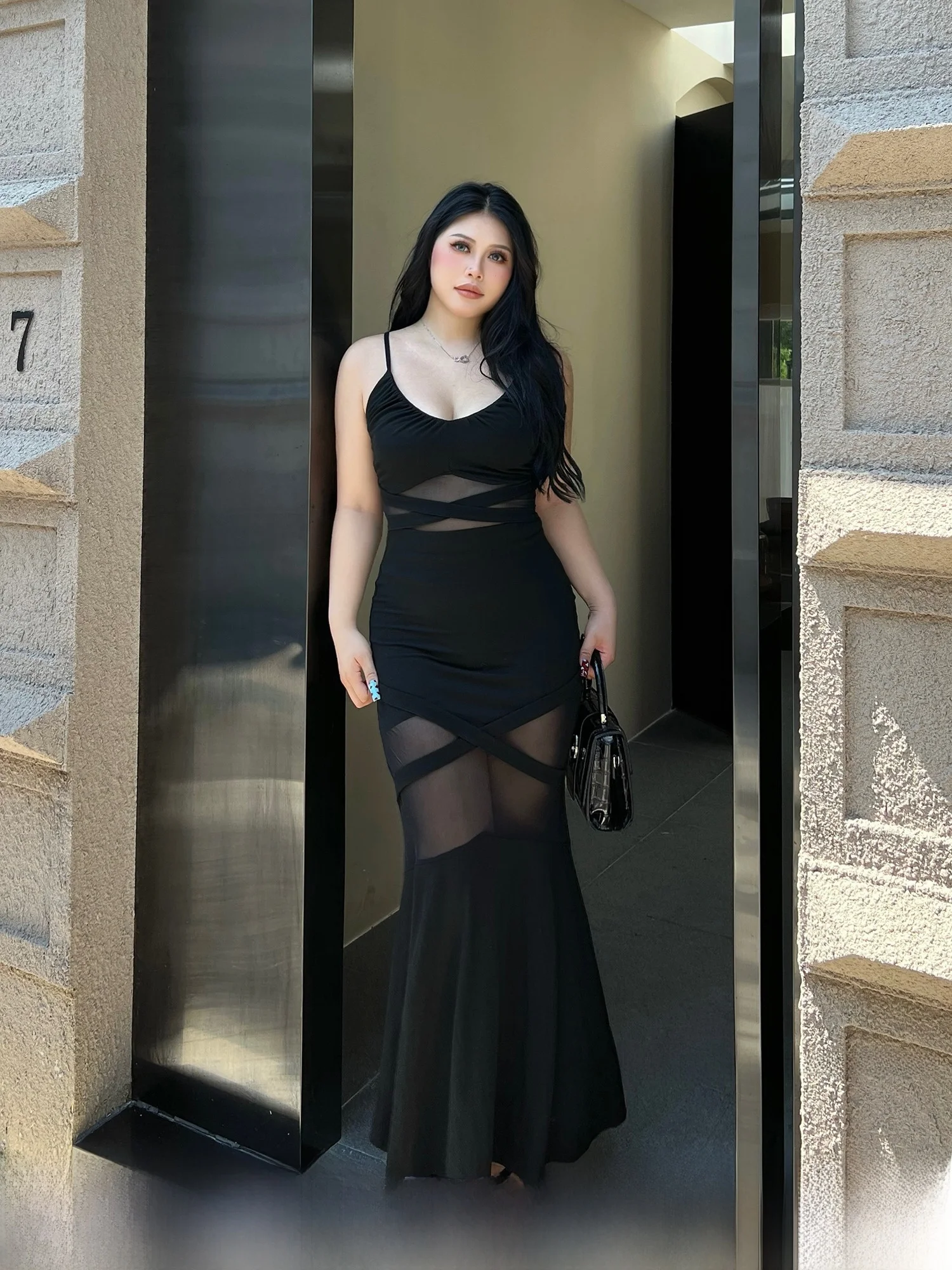 SOUL Muse Ban plus Size Me Mermaid Strap Dr Bla Sexy Pure Desire Women Summer Long Sve V-ne Hollow out Commute ...
SOUL Muse Ban plus Size Me Mermaid Strap Dr Bla Sexy Pure Desire Women Summer Long Sve V-ne Hollow out Commute ...