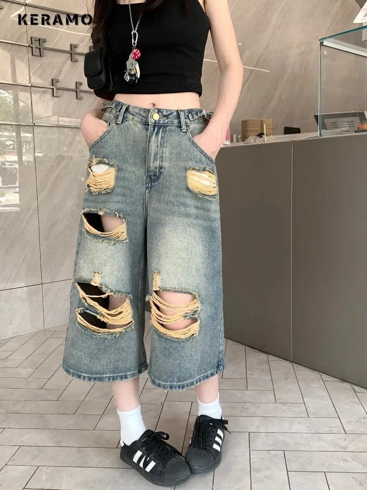Harajuku Vintage Ripped Calf Length Jeans 2025 Summer Y2K Damage Wide Leg Loose Trashy Pants Women's Baggy Emo Denim Trouser
Harajuku Vintage Ripped Calf Length Jeans 2025 Summer Y2K Damage Wide Leg Loose Trashy Pants Women's Baggy Emo Denim Trouser