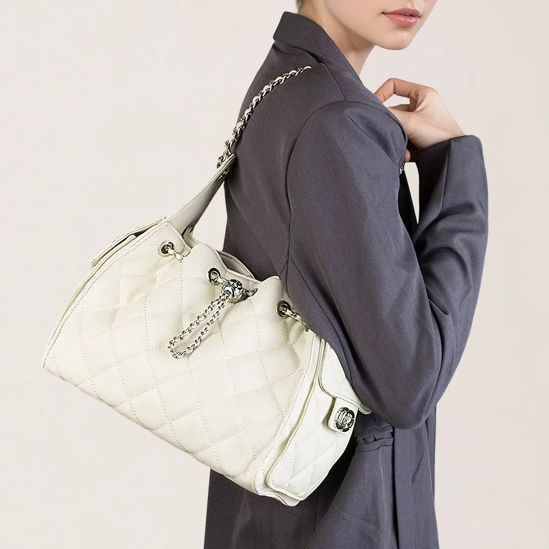 Стеганая сумка-цепочка из натуральной кожи с бриллиантами, универсальная сумка-ведро большой вместимости с узором икры на одно плечо, на шнурке
Стеганая сумка-цепочка из натуральной кожи с бриллиантами, универсальная сумка-ведро большой вместимости с узором икры на одно плечо, на шнурке