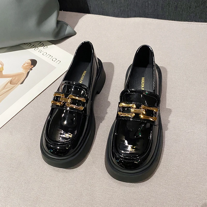 Platform Round Toe Mid Heel Women's Shoes Metal Decoration Slip On Genuine Leather Women's Pumps Black Spring Autumn Mary Jane
Platform Round Toe Mid Heel Women's Shoes Metal Decoration Slip On Genuine Leather Women's Pumps Black Spring Autumn Mary Jane