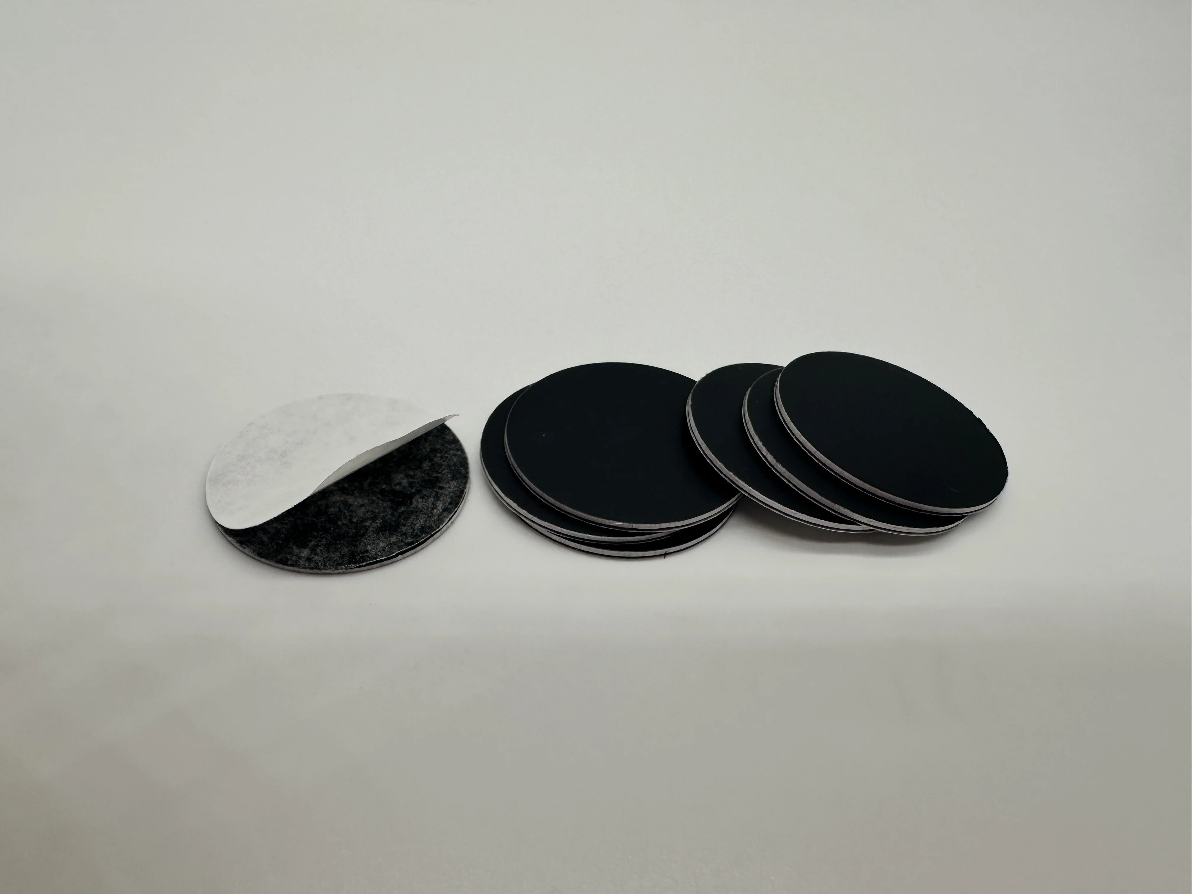 NFC Tags Ntg215 Black Sticker 13.56MHz NFC 215 Adhesive Labels 25MM 504 Bytes NFC Personal Automation NFC215
NFC Tags Ntg215 Black Sticker 13.56MHz NFC 215 Adhesive Labels 25MM 504 Bytes NFC Personal Automation NFC215