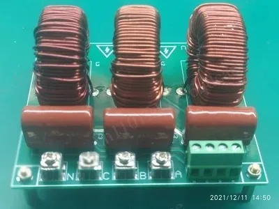 Three-phase LC Filter SPWM/SVPWM Inverter Filter Low Pass Filter Inductor Capacitor Output Sine
Three-phase LC Filter SPWM/SVPWM Inverter Filter Low Pass Filter Inductor Capacitor Output Sine