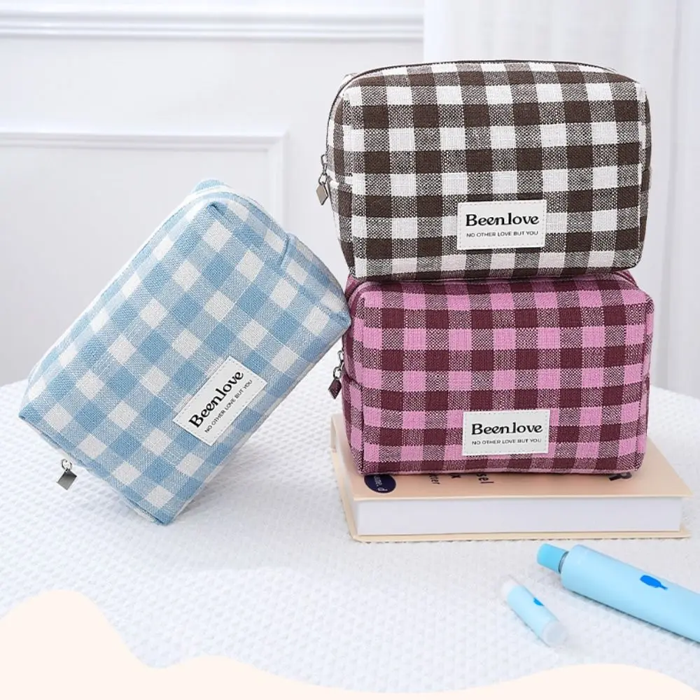 Fashion Lattice Plaid Cosmetic Bag Large Capacity Zipper Travel Wash Bag Polyester Waterproof Toiletries Bag Bathroom
Fashion Lattice Plaid Cosmetic Bag Large Capacity Zipper Travel Wash Bag Polyester Waterproof Toiletries Bag Bathroom