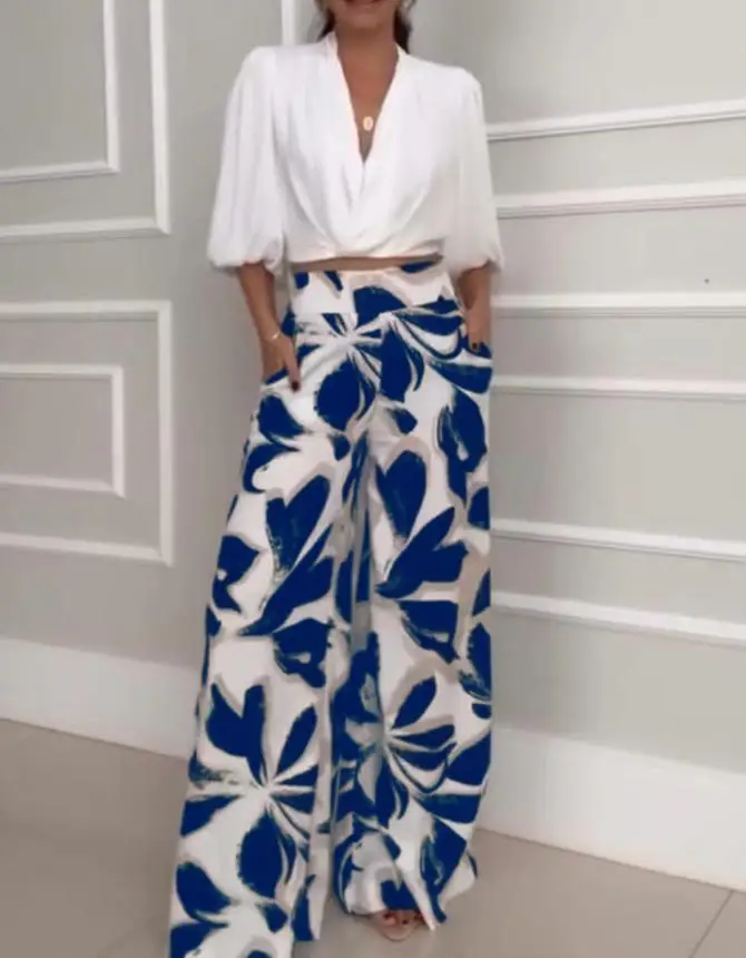 Two Piece Set Women Outfit 2025 Spring New Wrap Plunge V Neck Crop Blouse & Casual Floral Print High Waist Wide Leg Pants Set
Two Piece Set Women Outfit 2025 Spring New Wrap Plunge V Neck Crop Blouse & Casual Floral Print High Waist Wide Leg Pants Set