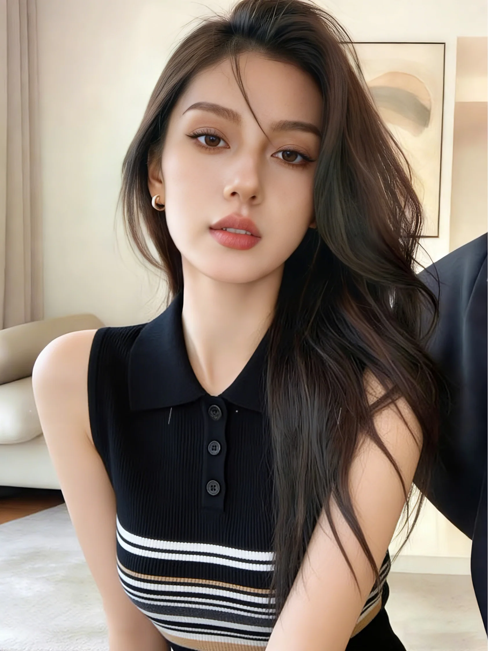 Summer New Style Women's Neck Sleeveless Knitted Vest Self-Keeping Color Block Striped Design Korean Version Slim Fit Top
Summer New Style Women's Neck Sleeveless Knitted Vest Self-Keeping Color Block Striped Design Korean Version Slim Fit Top