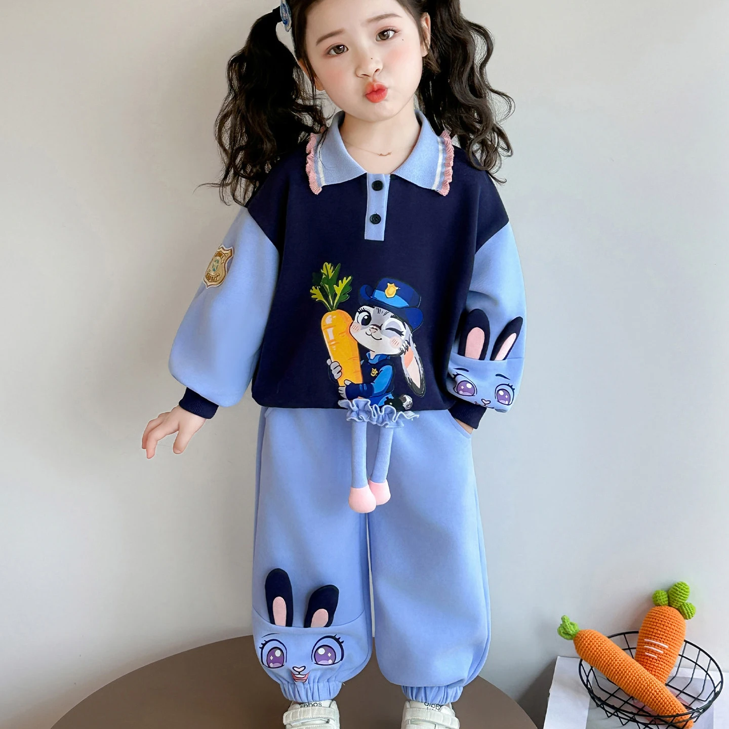 2026 New Rabbit Officer Two Piece Set for Children Spring Autumn Clothing Girls Turn-down Collar Hoodie Long Pants Set Casual
2026 New Rabbit Officer Two Piece Set for Children Spring Autumn Clothing Girls Turn-down Collar Hoodie Long Pants Set Casual