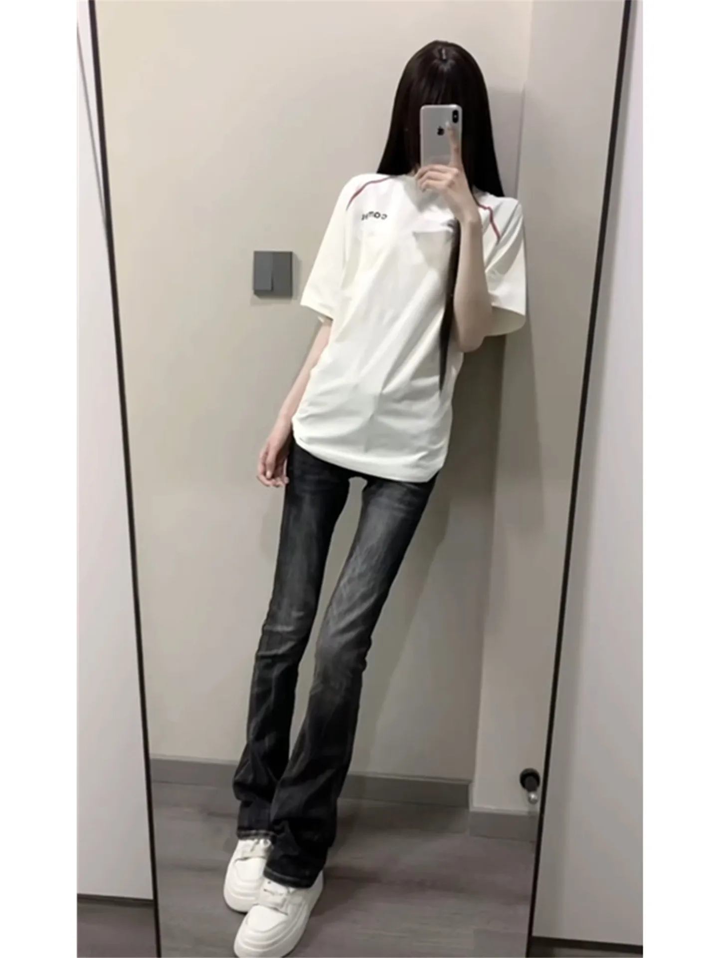 American Retro Low Waist Bell Bottom Jeans Women Summer Slimming Long Floor Length Pants Sexy Cotton Soft Washed Denim
American Retro Low Waist Bell Bottom Jeans Women Summer Slimming Long Floor Length Pants Sexy Cotton Soft Washed Denim