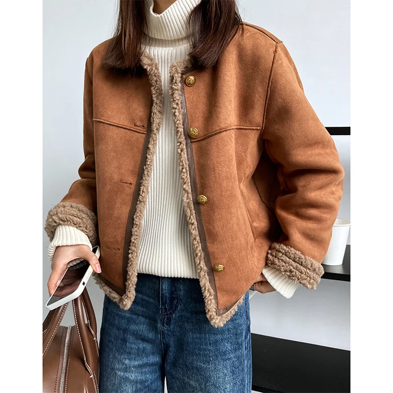 Fashion Imitation Suede Sherpa Jacket Woman Designer Single Breasted Coats Women Winter Thick Thermal Plush Female Coat 2022
Fashion Imitation Suede Sherpa Jacket Woman Designer Single Breasted Coats Women Winter Thick Thermal Plush Female Coat 2022