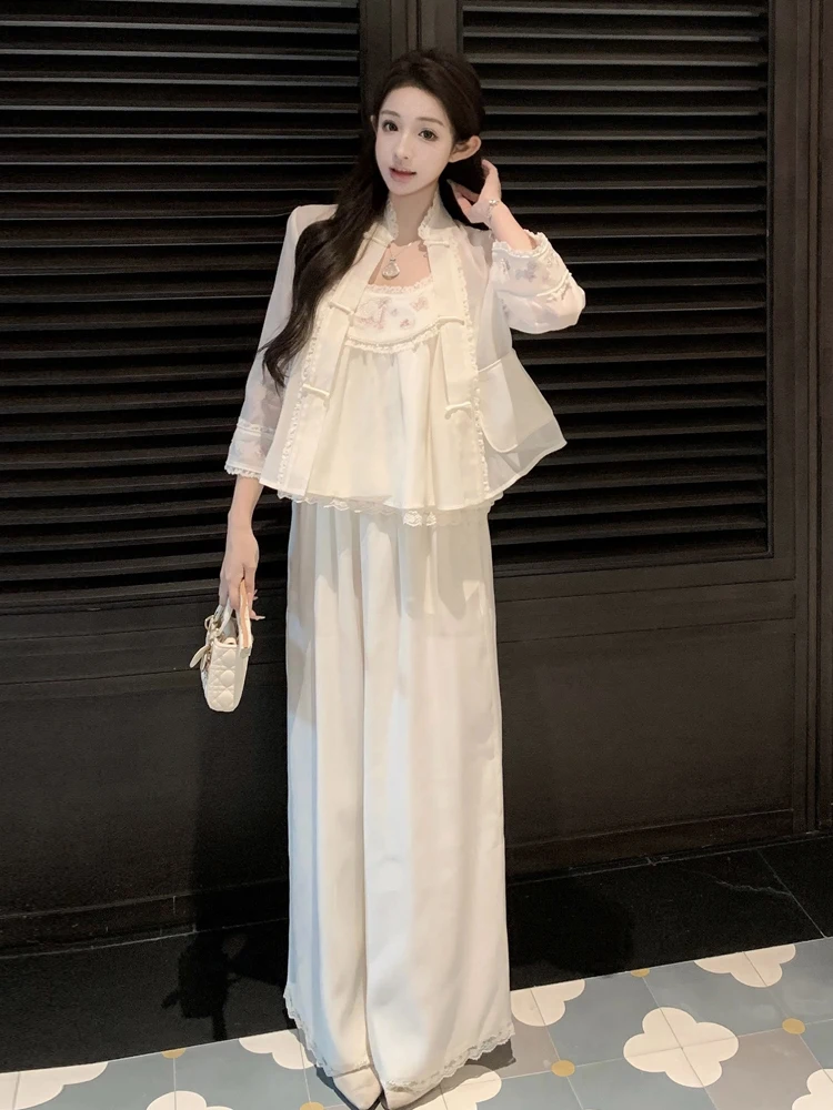 New Chinese Style Gentle Heavy Embroidery Neck Hanging Strap Lace Collar Buttoned Jacket Casual Wide Leg Pants Set for Women
New Chinese Style Gentle Heavy Embroidery Neck Hanging Strap Lace Collar Buttoned Jacket Casual Wide Leg Pants Set for Women