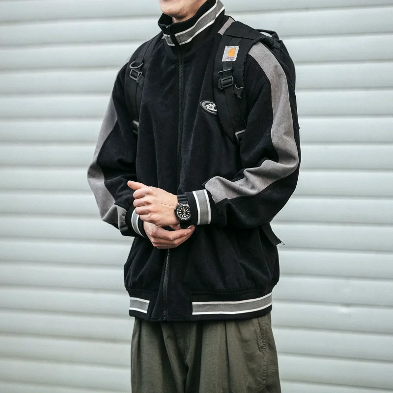 Весенне-осенняя рабочая одежда с воротником-стойкой, бейсбольная куртка, мужская модная ретро-стиль колледжа, модная повседневная спортивная куртка
Весенне-осенняя рабочая одежда с воротником-стойкой, бейсбольная куртка, мужская модная ретро-стиль колледжа, модная повседневная спортивная куртка
