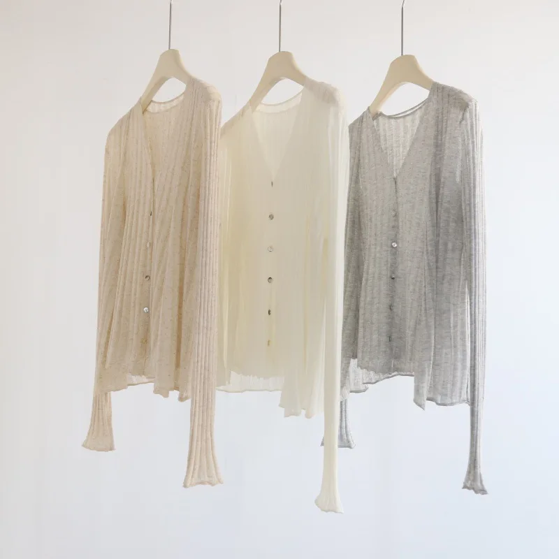 Solid Women Pit Stripe Knitted Sunscreen Air Conditioning Cardigan&V-neck Sleeveless Vest Hollowed Out WomenTwo-piece Set
Solid Women Pit Stripe Knitted Sunscreen Air Conditioning Cardigan&V-neck Sleeveless Vest Hollowed Out WomenTwo-piece Set