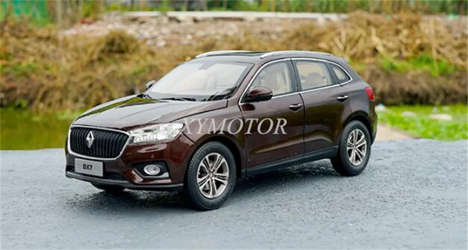 Металлическая литая модель автомобиля в масштабе 1:18 для боргварда BX7, детские игрушки, подарки, коллекция, украшения с коричневым/серым дисплеем
Металлическая литая модель автомобиля в масштабе 1:18 для боргварда BX7, детские игрушки, подарки, коллекция, украшения с коричневым/серым дисплеем