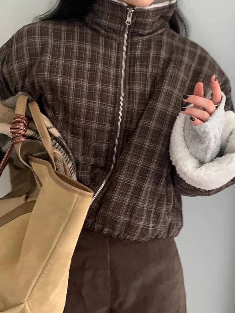 Thiened Хлопковое джутовое пальто с мехом ягненка в клетку в полоску и воротником-стойкой, теплое женское прямое пальто-труба в стиле ретро
Thiened Хлопковое джутовое пальто с мехом ягненка в клетку в полоску и воротником-стойкой, теплое женское прямое пальто-труба в стиле ретро