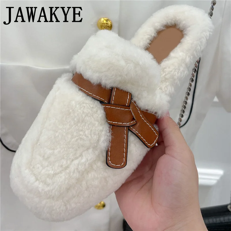 Winter Slippers Luxury Brand Wool Half Slippers Belt Decoration Ladies Mules Woman's Flat Mules Woman's Fur Slippers for Home
Winter Slippers Luxury Brand Wool Half Slippers Belt Decoration Ladies Mules Woman's Flat Mules Woman's Fur Slippers for Home