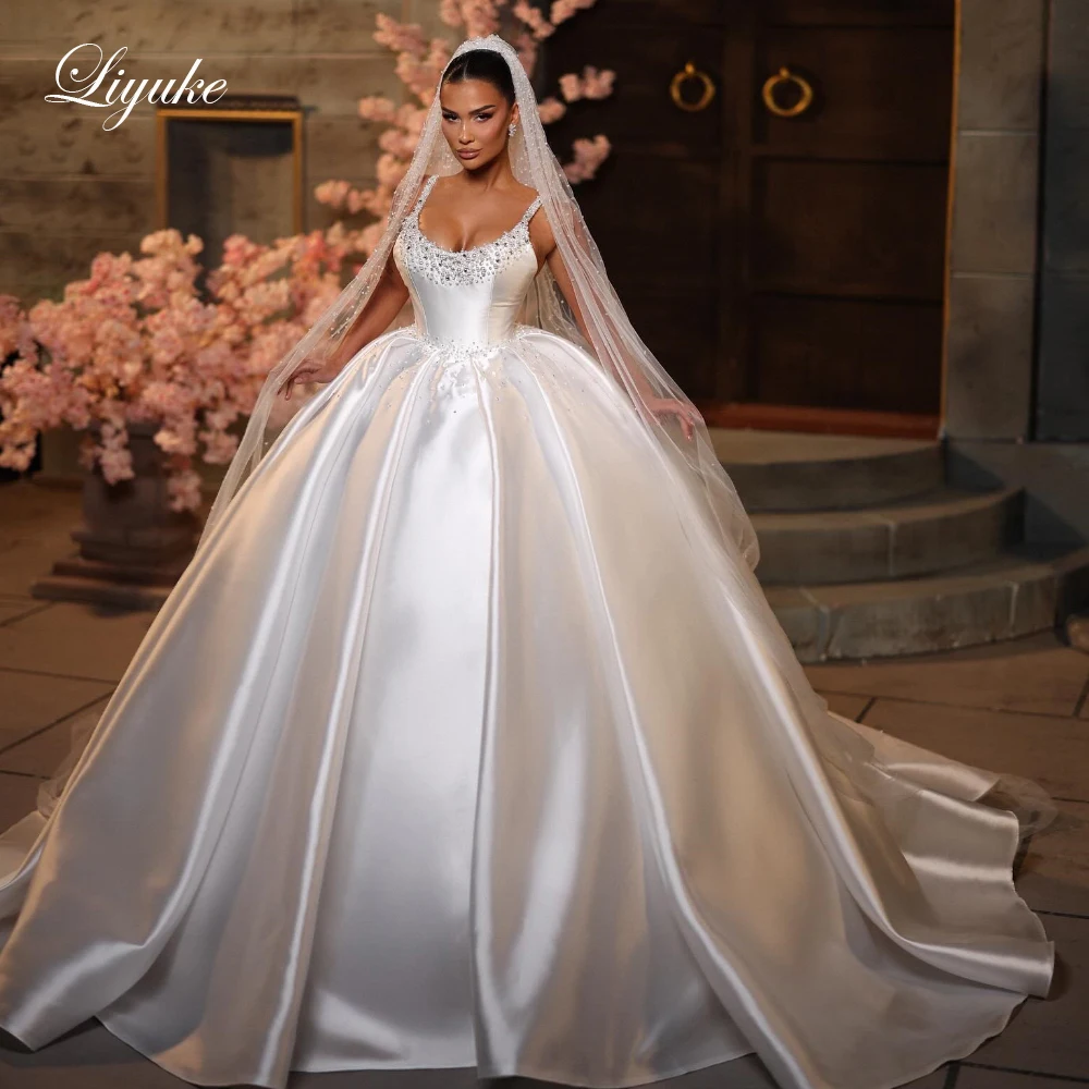Liyuke Custom Made Vintage Satin Scoop Ball Gown Wedding Dress With Beauty Pearls Crystals Spaghetti Straps Princess Bridal Gown
Liyuke Custom Made Vintage Satin Scoop Ball Gown Wedding Dress With Beauty Pearls Crystals Spaghetti Straps Princess Bridal Gown