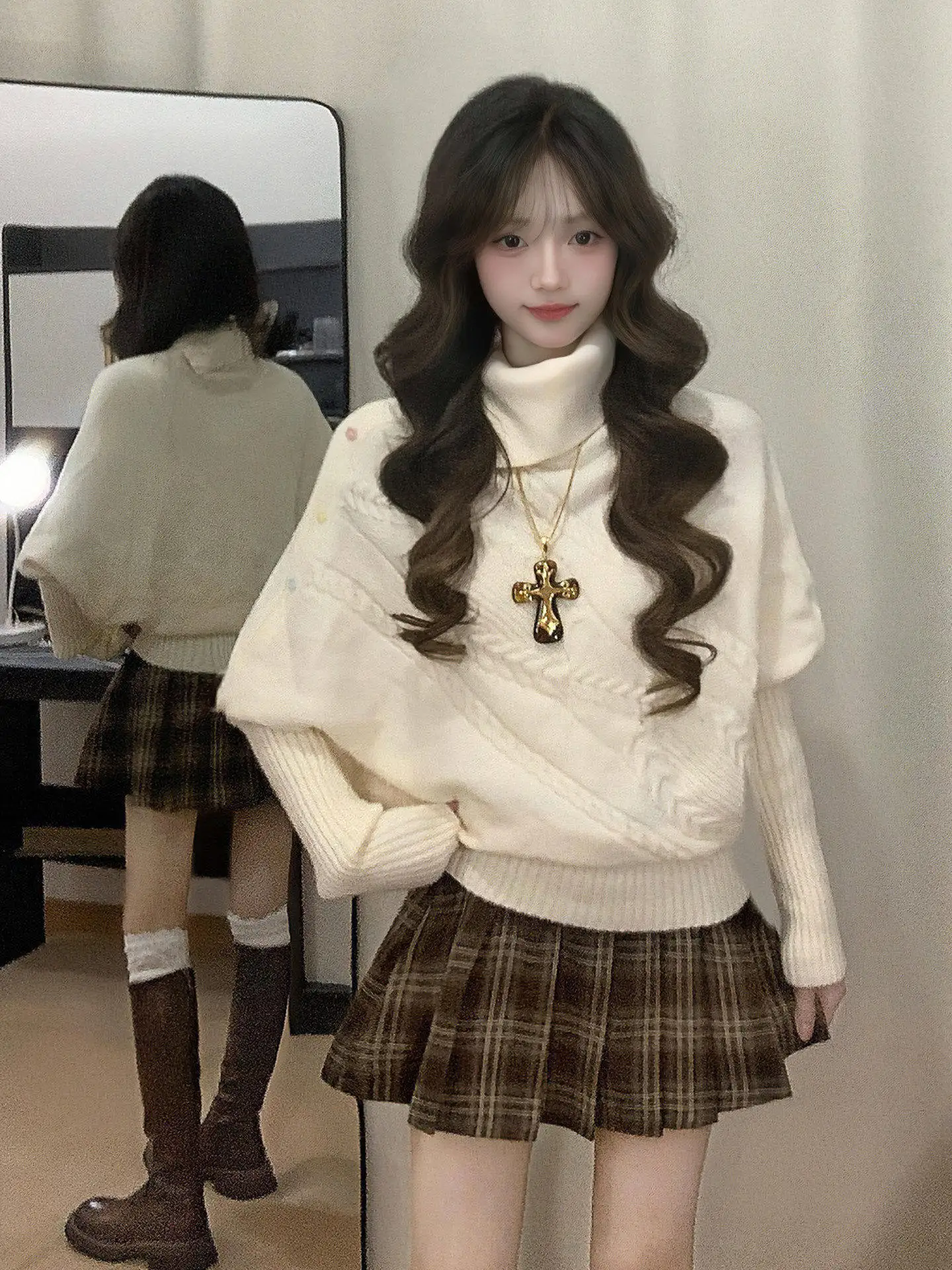 Korean Style High Collar Thickened Knitted Sweater Women's Autumn Winter Batwing Sleeve Cowl Neck Sweater Warm Top
Korean Style High Collar Thickened Knitted Sweater Women's Autumn Winter Batwing Sleeve Cowl Neck Sweater Warm Top