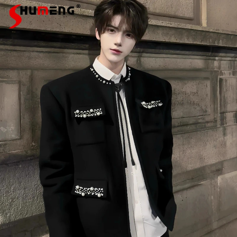 Мужские осенние новые модные элитные стильные куртки 2023, пальто с жемчужной вышивкой, маленькие ароматные пиджаки с подкладкой на плечах
Мужские осенние новые модные элитные стильные куртки 2023, пальто с жемчужной вышивкой, маленькие ароматные пиджаки с подкладкой на плечах