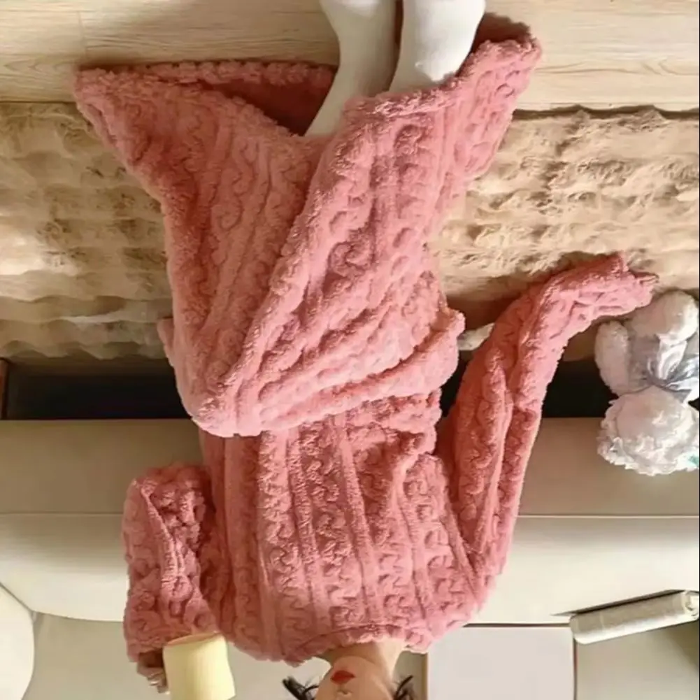 Женская ночная рубашка из кораллового флиса, уютная плюшевая теплая зимняя фланелевая ночная рубашка, нечеткая флисовая пижама, текстурированная плюшевая ткань, одежда для сна
Женская ночная рубашка из кораллового флиса, уютная плюшевая теплая зимняя фланелевая ночная рубашка, нечеткая флисовая пижама, текстурированная плюшевая ткань, одежда для сна