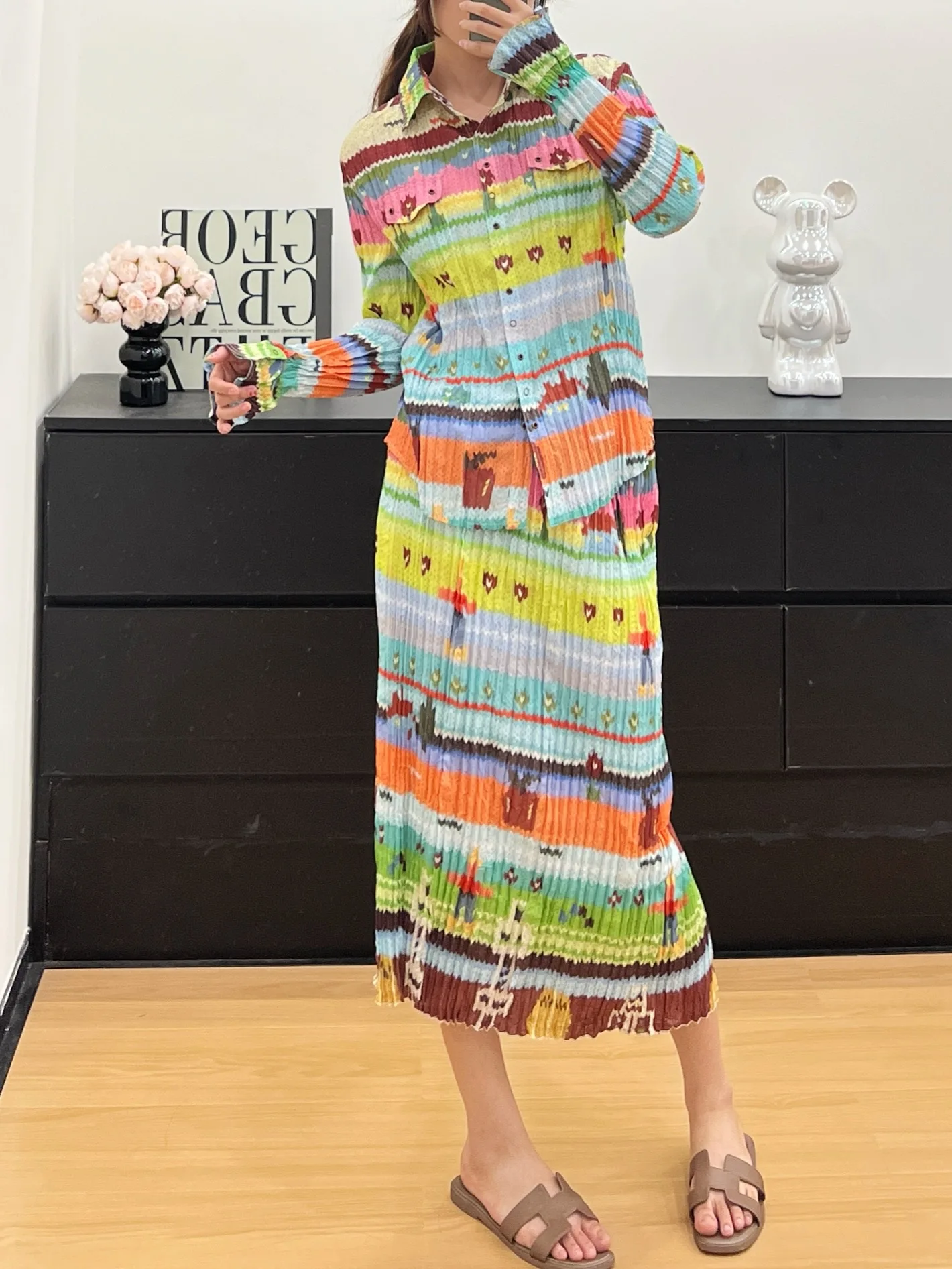 Printed Women Suit Lapel Long Sleeve Single Breasted Blouse High Waist Casual Loose Large Size Skirt 2025 Summer New Female
Printed Women Suit Lapel Long Sleeve Single Breasted Blouse High Waist Casual Loose Large Size Skirt 2025 Summer New Female