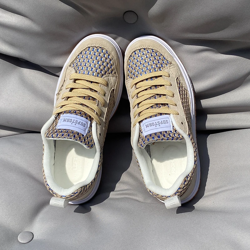 Light apricot web-patterned patchwork canvas shoes, breathable low-top thick-soled slip-ons, versatile casual shoes with a gentl
Light apricot web-patterned patchwork canvas shoes, breathable low-top thick-soled slip-ons, versatile casual shoes with a gentl