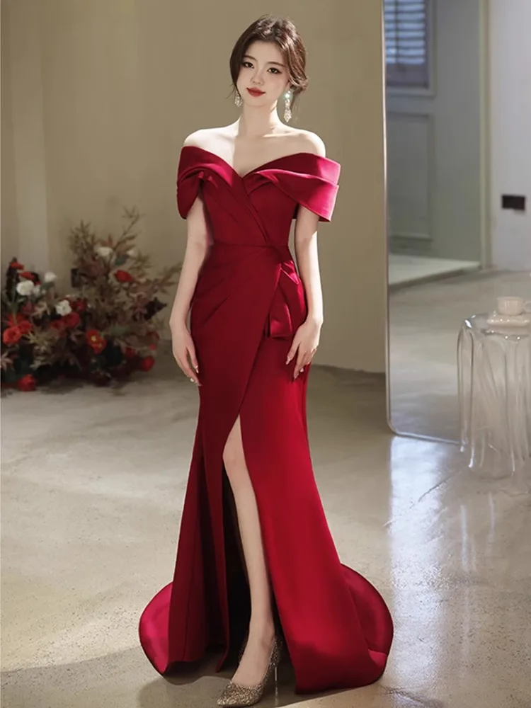 Элегантное атласное свадебное платье на одно плечо для невесты 2025 года, новое вечернее платье фасона «русалка» класса люкс, с коротким рукавом, длинное.
Элегантное атласное свадебное платье на одно плечо для невесты 2025 года, новое вечернее платье фасона «русалка» класса люкс, с коротким рукавом, длинное.